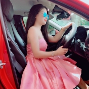 Chị Nụ
