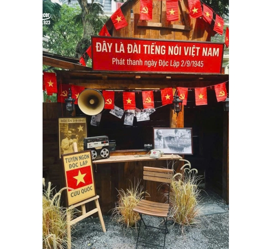 TRANG TRÍ NGÀY LỄ HÌNH 38